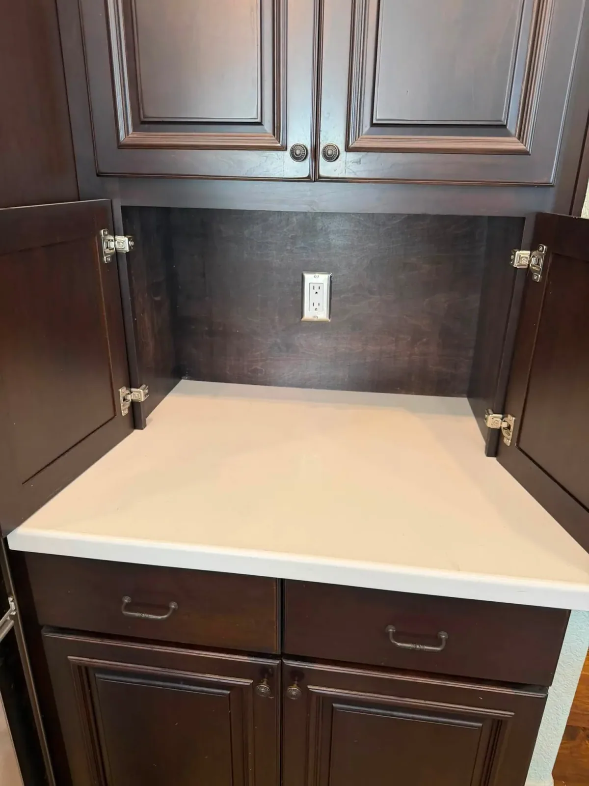 Closet built in storage and cabinet drawers by Ramos Cabinetry and Construction in Mesa, AZ