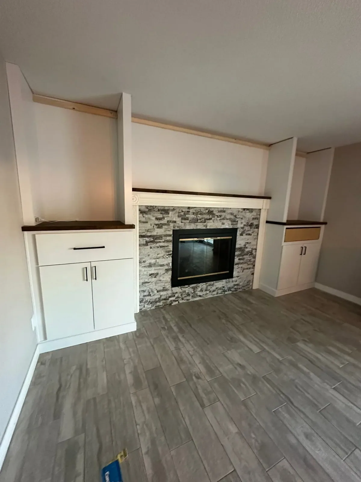 Kitchen cabinet remodel with custom storage by Ramos Cabinetry and Construction in Phoenix, AZ