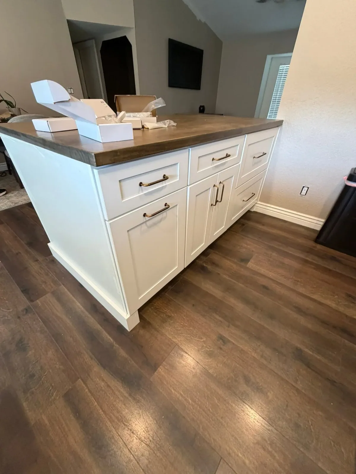 Home bar cabinetry with beverage storage by Ramos Cabinetry and Construction in Mesa, AZ