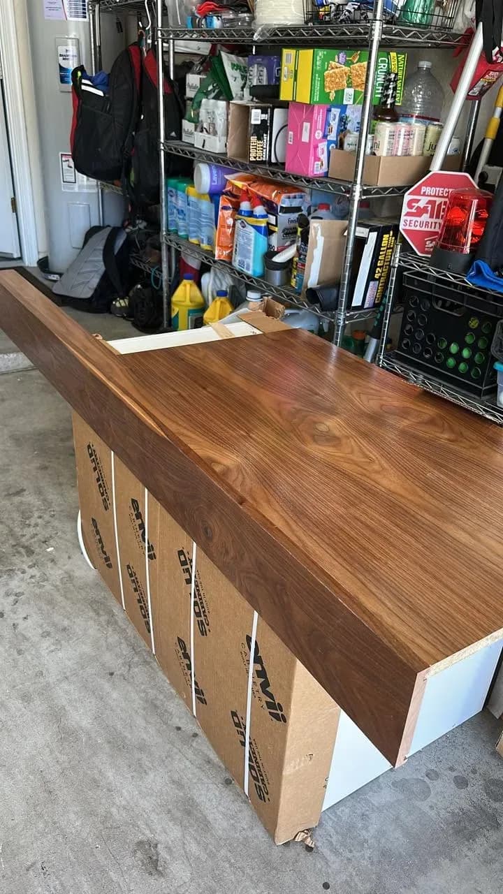 Custom wood countertop detail by Ramos Cabinetry and Construction in Tempe, AZ